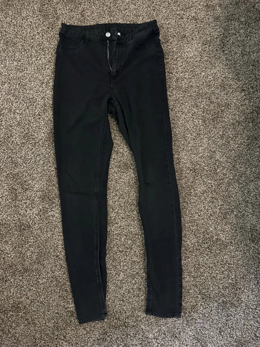 H&M super skinny faded black jeggings - Picture 2 of 6